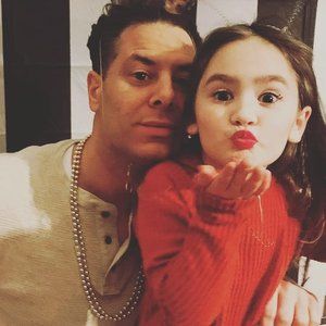 Meet your Posher, Louis